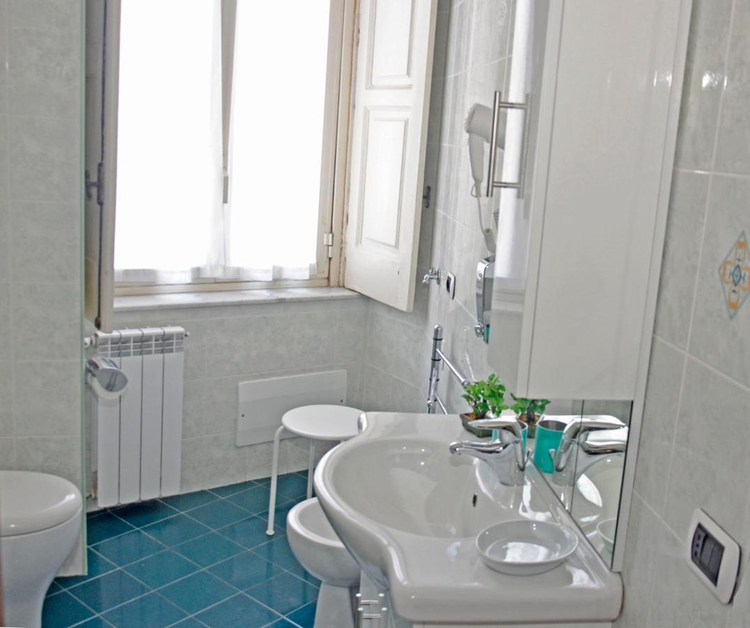 Bed & Breakfast A Castel Capuano Naples Luaran gambar